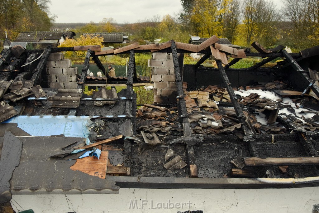 Wieder Laubenbraende Koeln Fuehlingen Kriegerhofstr P053.JPG - Miklos Laubert